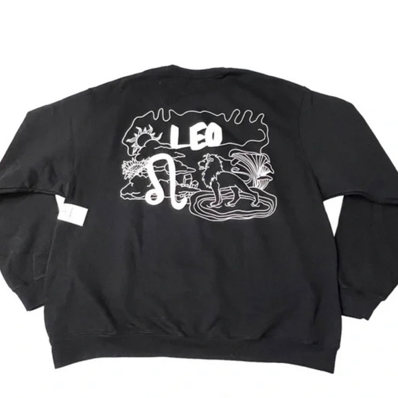Good American Tops - Good American Black Leo Zodiac Boyfriend Sweatshirt